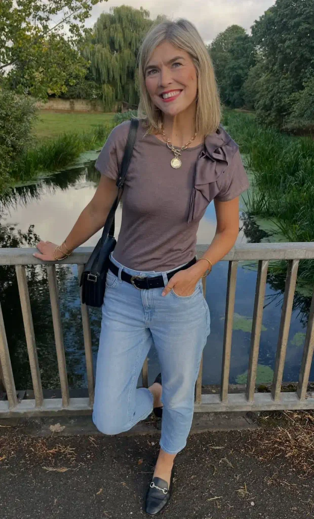 A Tee with a Bow Shoulder Detail and Cropped Light Jeans.